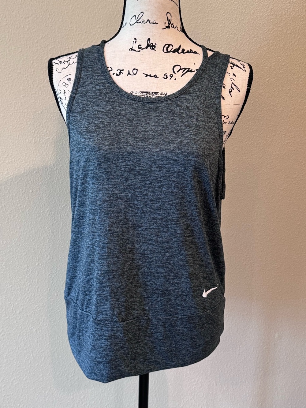 Nike dri fit Women’s Charcoal Heather Athletic Tank